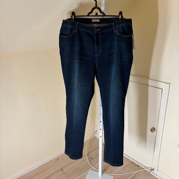 Catherine's NWT Women's Dark Wash Jegging Size 1X - Picture 1 of 9